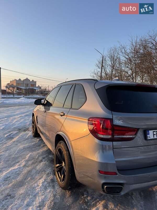 Внедорожник / Кроссовер BMW X5 2014 в Ужгороде