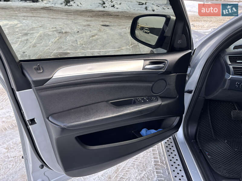 Внедорожник / Кроссовер BMW X5 2012 в Днепре