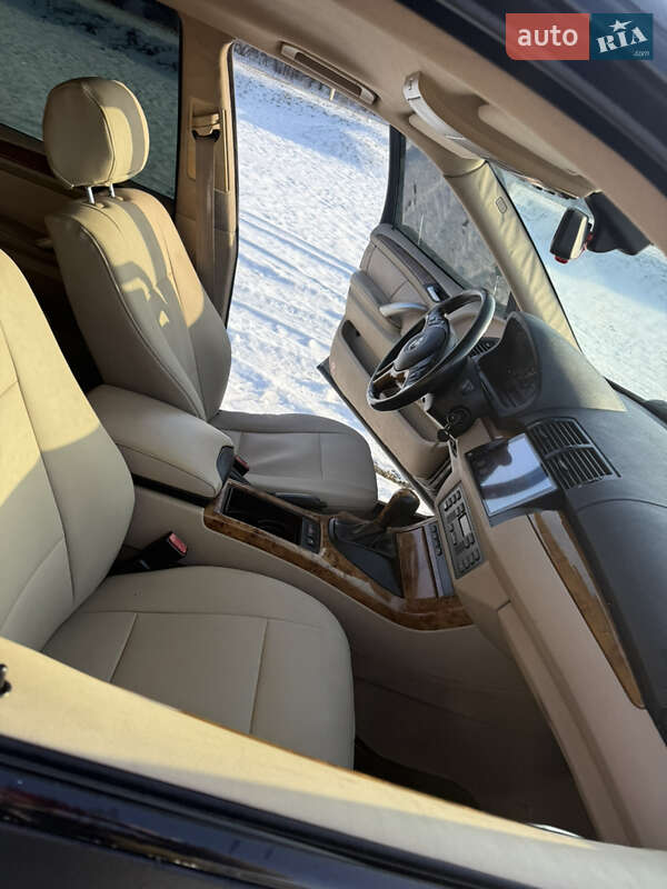 Внедорожник / Кроссовер BMW X5 2001 в Вольнянске