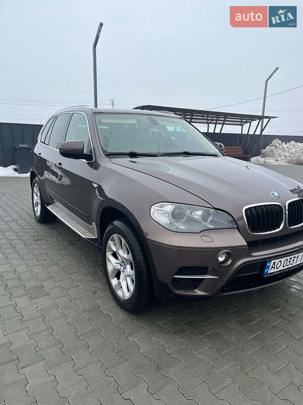 Внедорожник / Кроссовер BMW X5 2013 в Хусте фото 3 Внедорожник / Кроссовер BMW X5 2013 в Хусте