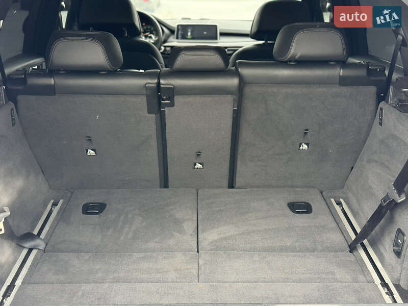 Внедорожник / Кроссовер BMW X5 2016 в Киеве