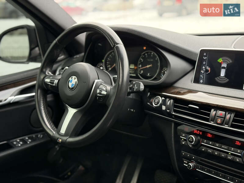 Внедорожник / Кроссовер BMW X5 2016 в Киеве