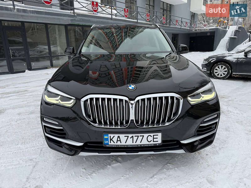 Внедорожник / Кроссовер BMW X5 2019 в Киеве