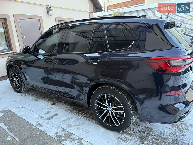 Позашляховик / Кросовер BMW X5 2019 в Києві фото 8 Позашляховик / Кросовер BMW X5 2019 в Києві