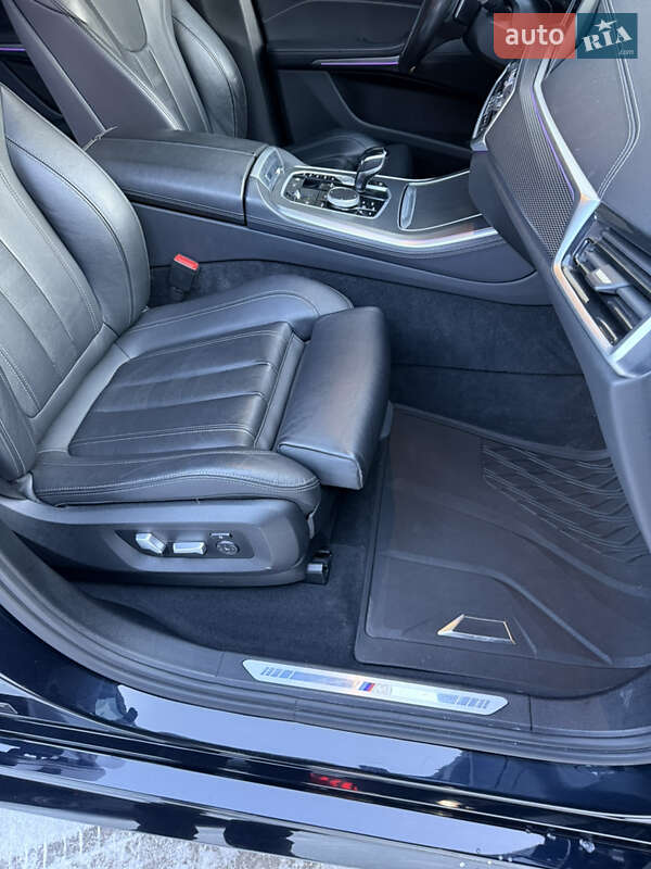 Позашляховик / Кросовер BMW X5 2019 в Києві фото 22 Позашляховик / Кросовер BMW X5 2019 в Києві