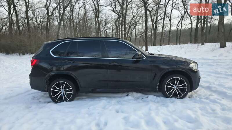 Позашляховик / Кросовер BMW X5 2015 в Новомосковську
