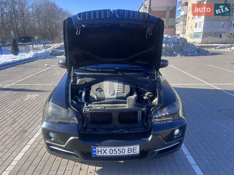 Внедорожник / Кроссовер BMW X5 2008 в Староконстантинове