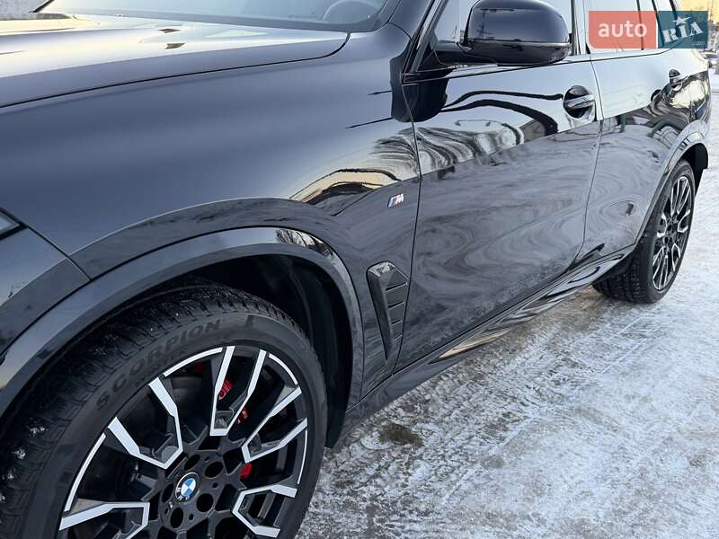 Внедорожник / Кроссовер BMW X5 2024 в Киеве