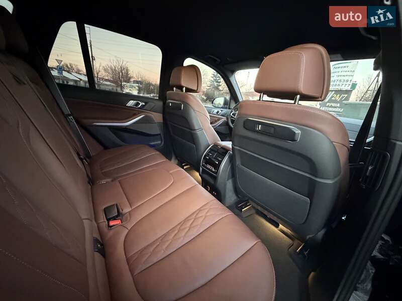 Внедорожник / Кроссовер BMW X5 2024 в Киеве