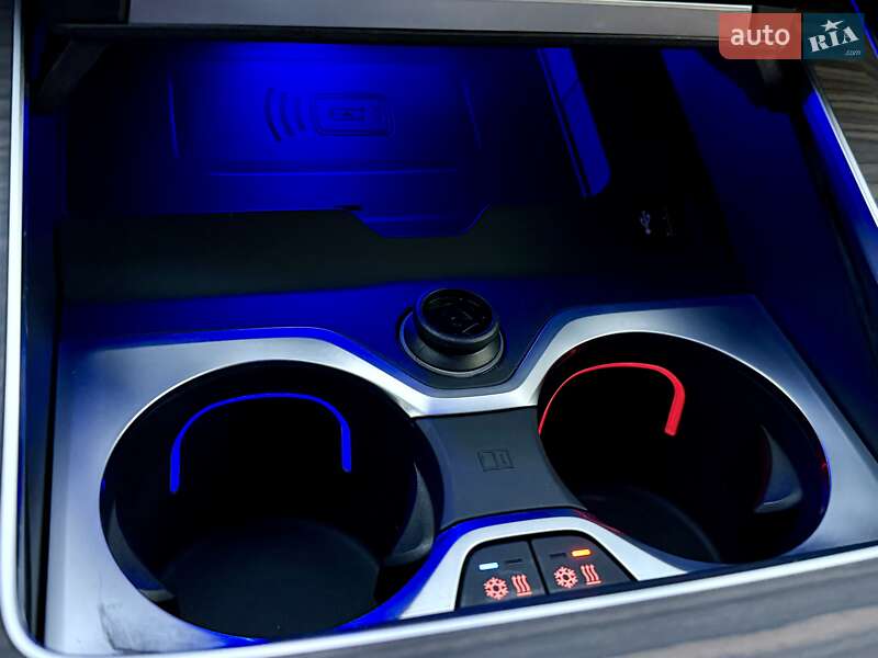 Внедорожник / Кроссовер BMW X5 2024 в Киеве