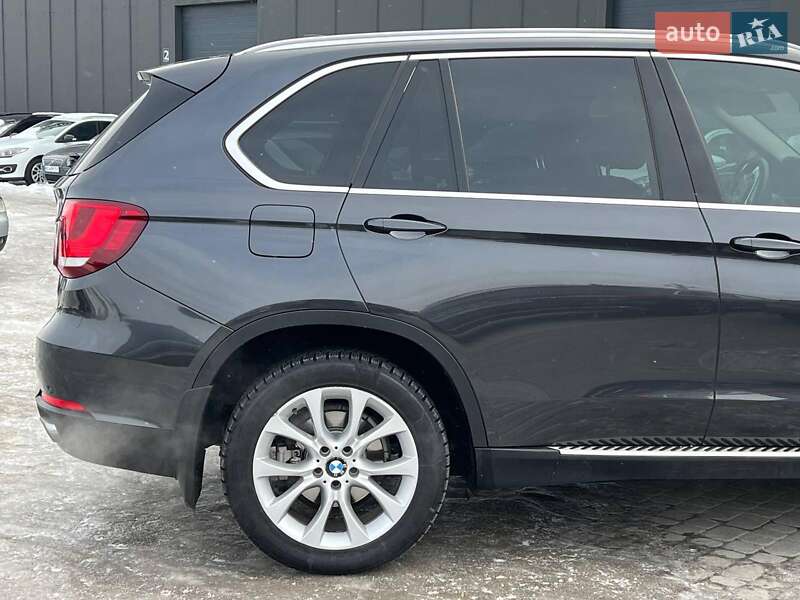 Позашляховик / Кросовер BMW X5 2013 в Львові