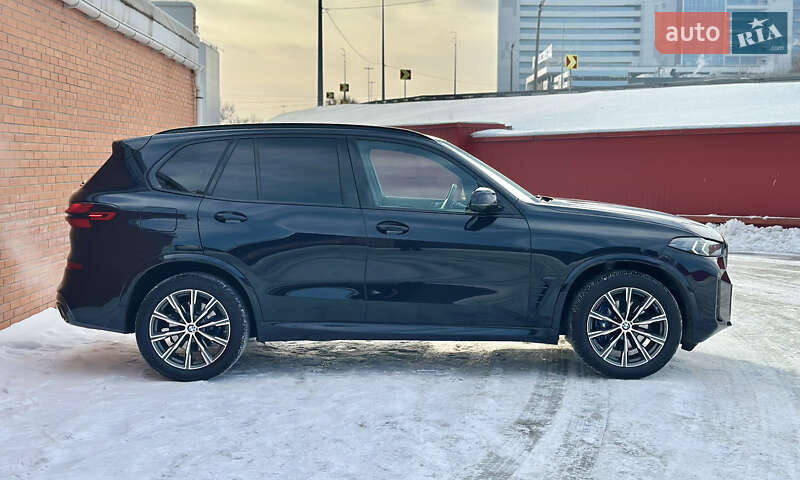 Внедорожник / Кроссовер BMW X5 2024 в Киеве