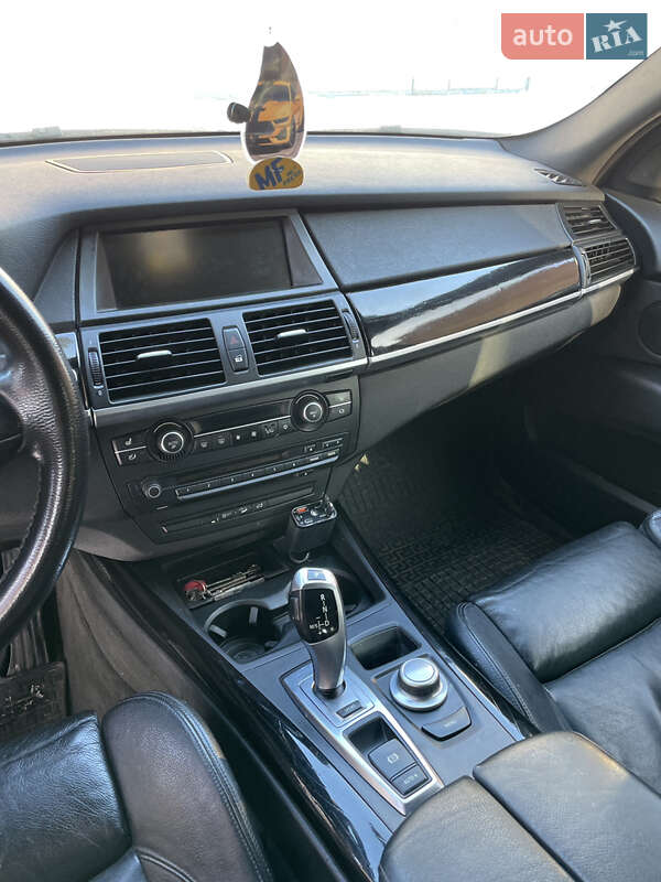 Внедорожник / Кроссовер BMW X5 2008 в Чернигове