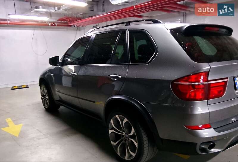 Внедорожник / Кроссовер BMW X5 2011 в Измаиле