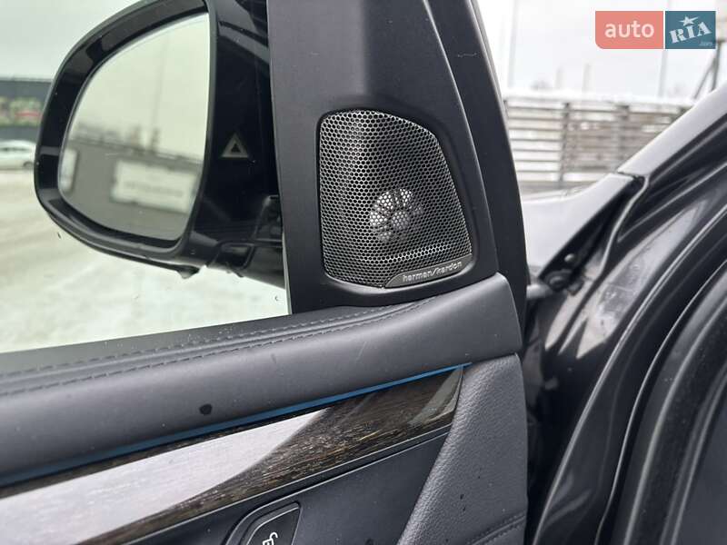 Внедорожник / Кроссовер BMW X5 2014 в Киеве