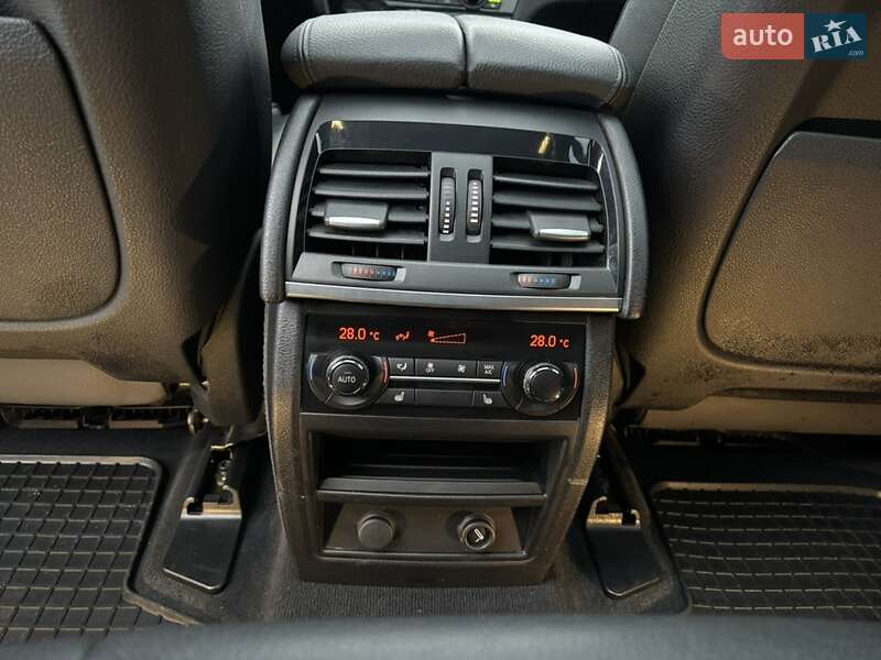 Внедорожник / Кроссовер BMW X5 2014 в Киеве