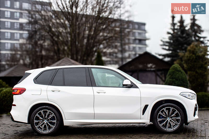 Внедорожник / Кроссовер BMW X5 2020 в Львове