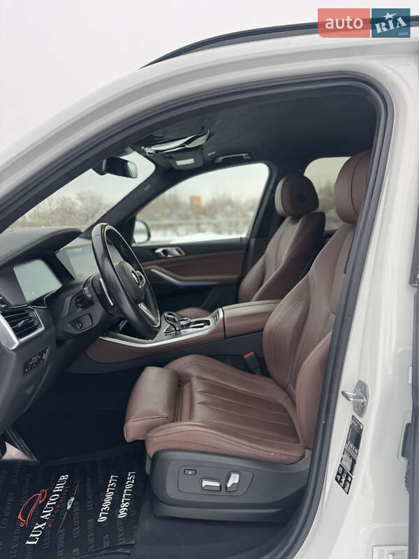 Внедорожник / Кроссовер BMW X5 2022 в Киеве