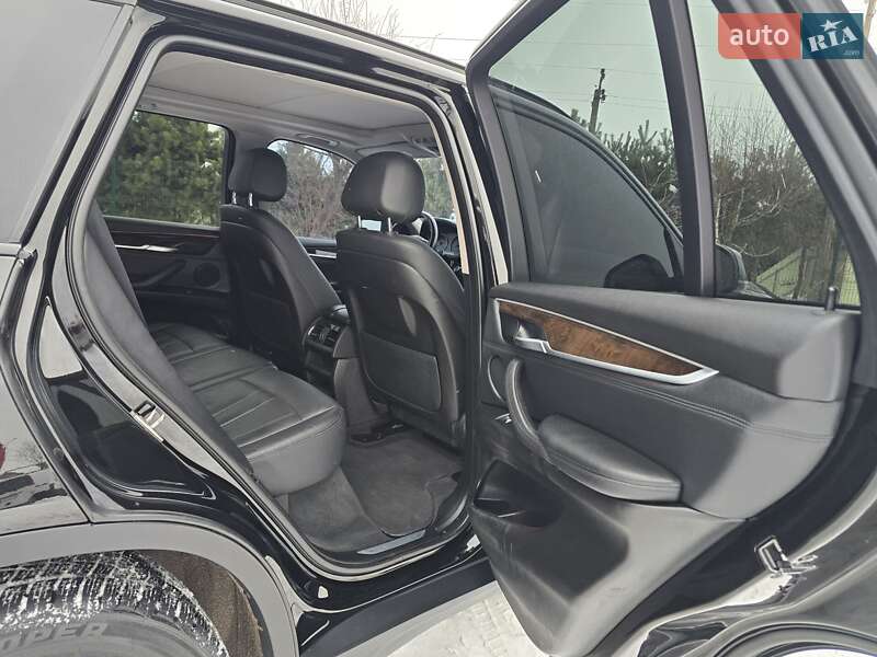 Внедорожник / Кроссовер BMW X5 2015 в Хмельницком