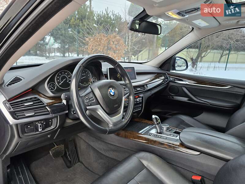 Внедорожник / Кроссовер BMW X5 2015 в Хмельницком