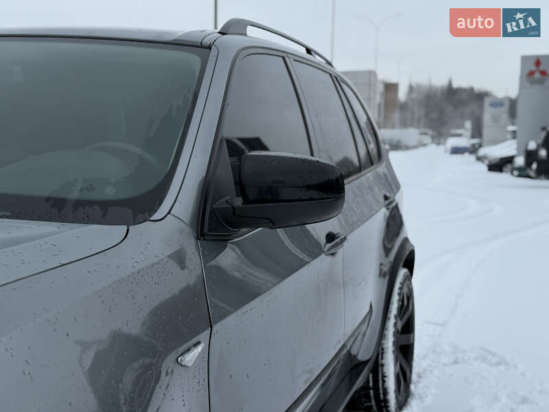 Внедорожник / Кроссовер BMW X5 2010 в Ровно