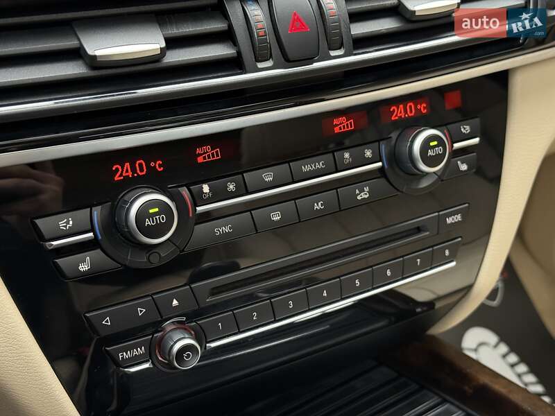 Внедорожник / Кроссовер BMW X5 2014 в Мукачево