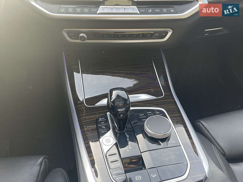 Внедорожник / Кроссовер BMW X5 2019 в Одессе