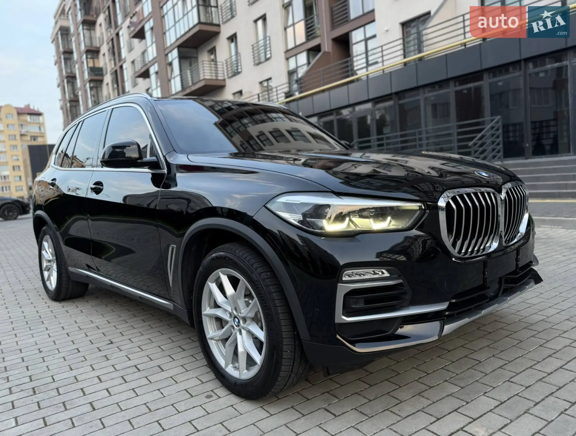 2020 BMW X5 - фото 1