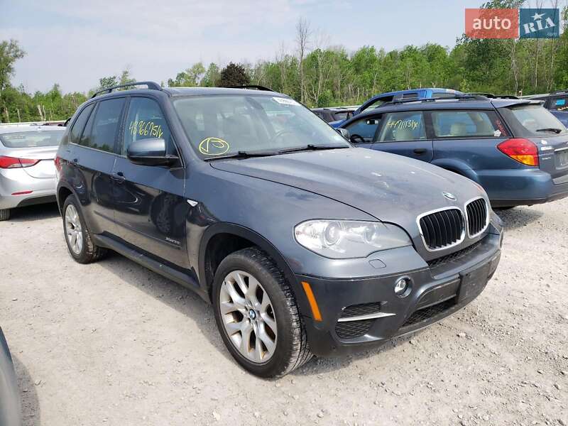 Внедорожник / Кроссовер BMW X5 2011 в Харькове