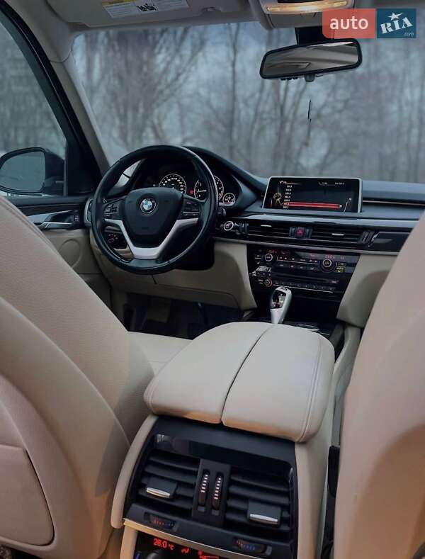 Позашляховик / Кросовер BMW X5 2015 в Дніпрі