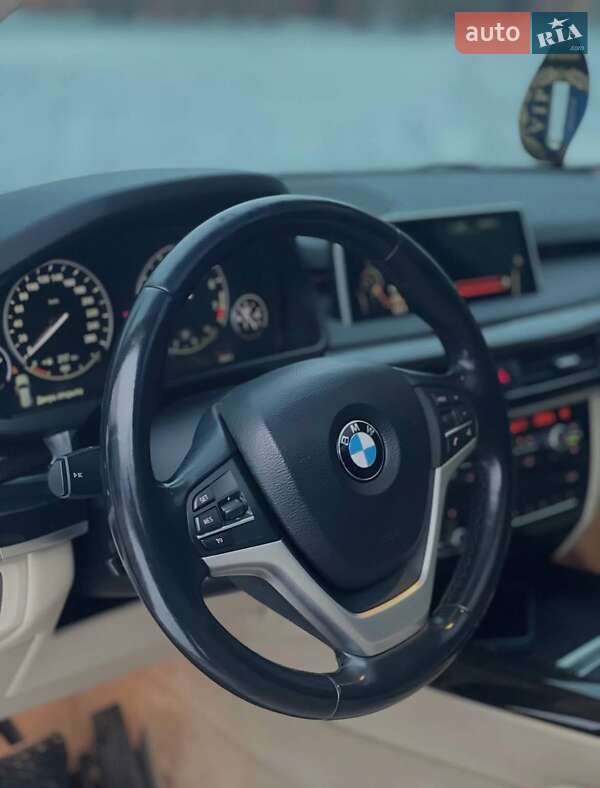 Позашляховик / Кросовер BMW X5 2015 в Дніпрі