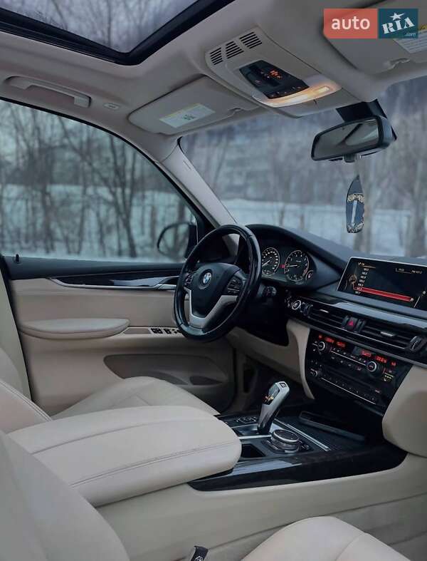 Позашляховик / Кросовер BMW X5 2015 в Дніпрі