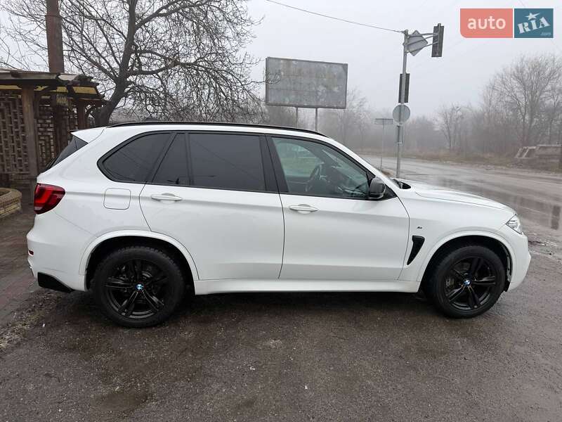 Позашляховик / Кросовер BMW X5 2014 в Запоріжжі