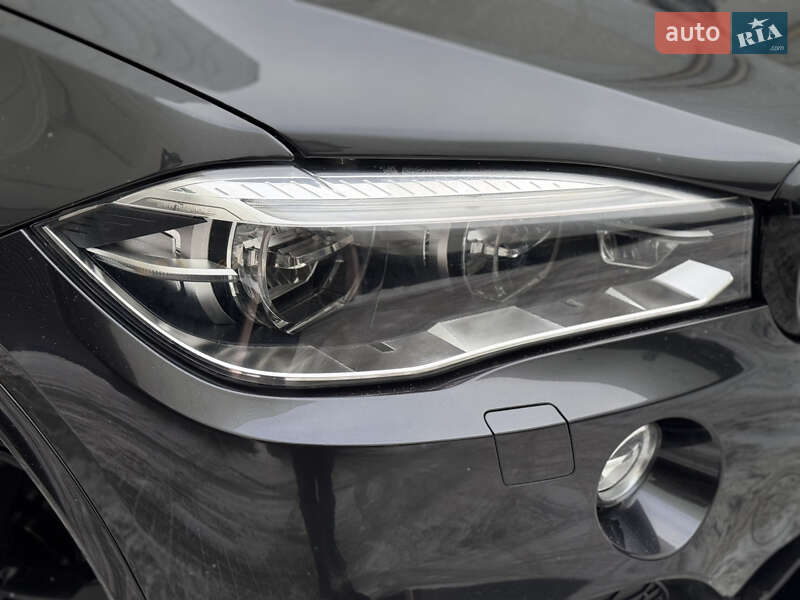 Внедорожник / Кроссовер BMW X5 2016 в Киеве