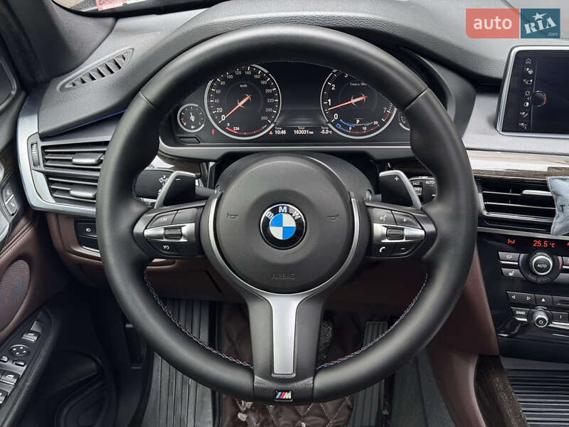 Внедорожник / Кроссовер BMW X5 2016 в Киеве