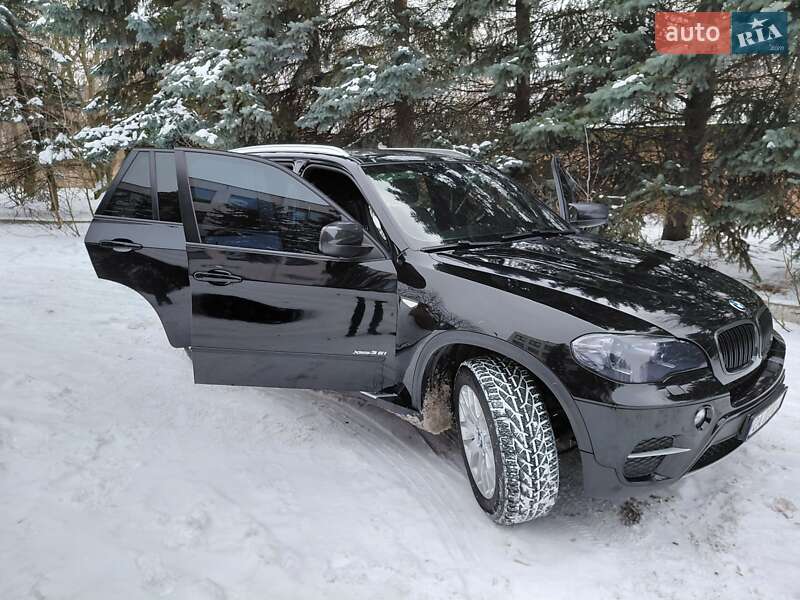 Внедорожник / Кроссовер BMW X5 2012 в Черкассах