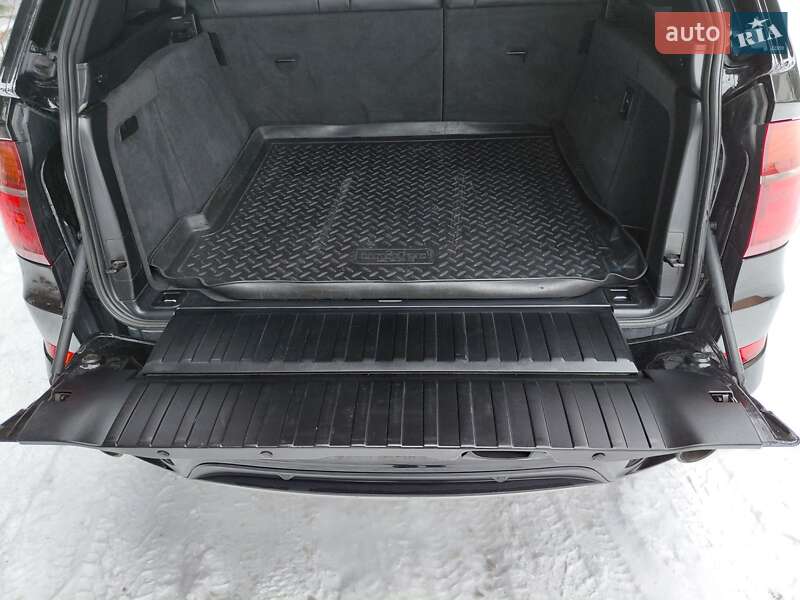 Внедорожник / Кроссовер BMW X5 2012 в Черкассах