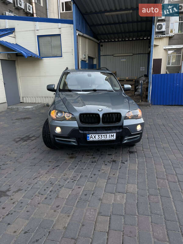 Внедорожник / Кроссовер BMW X5 2008 в Чугуеве
