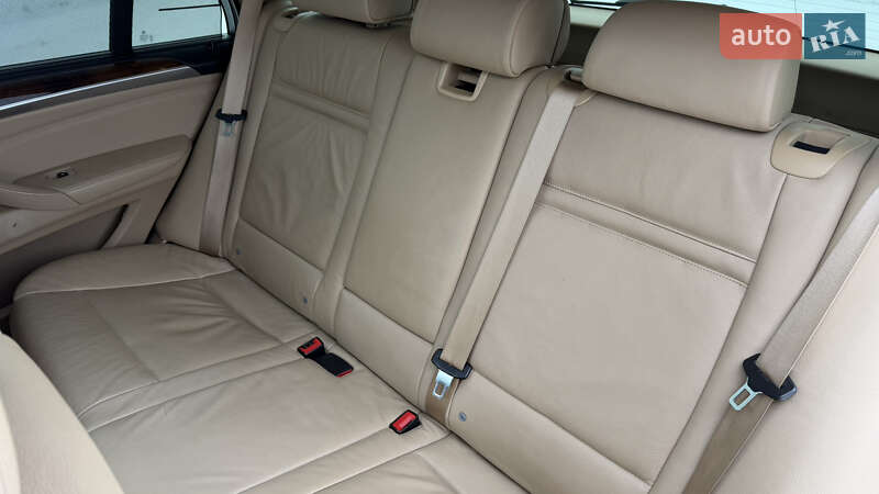 Внедорожник / Кроссовер BMW X5 2010 в Погребище