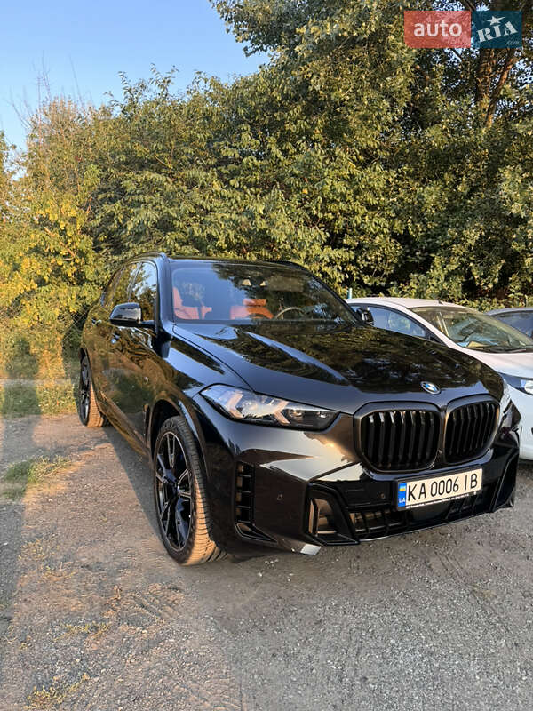 Внедорожник / Кроссовер BMW X5 2024 в Киеве