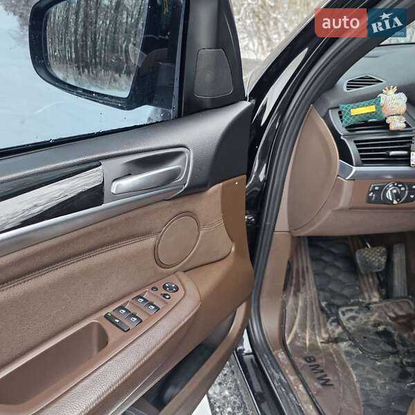 Внедорожник / Кроссовер BMW X5 2013 в Белой Церкви