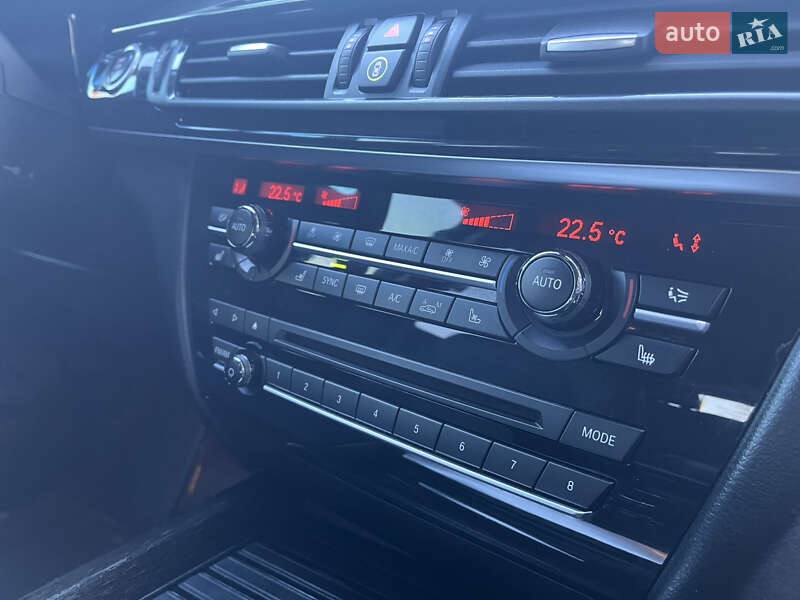 Внедорожник / Кроссовер BMW X5 2014 в Киеве