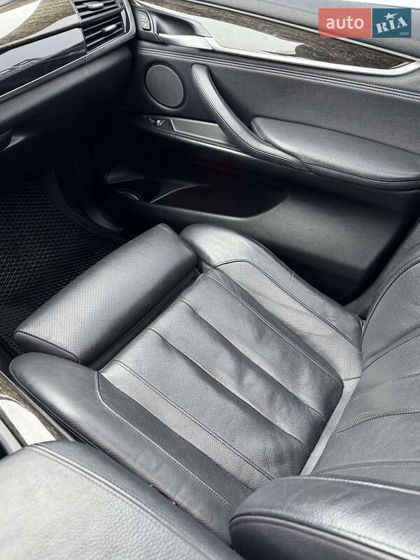 Внедорожник / Кроссовер BMW X5 2016 в Харькове