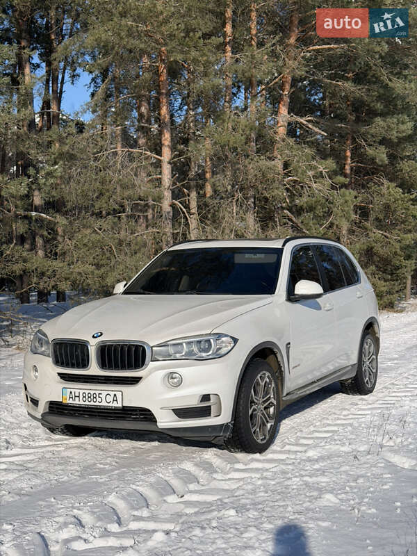 Внедорожник / Кроссовер BMW X5 2015 в Киеве