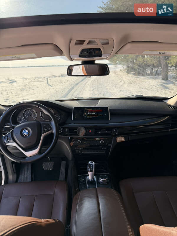 Внедорожник / Кроссовер BMW X5 2015 в Киеве