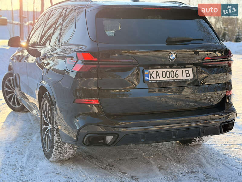 Внедорожник / Кроссовер BMW X5 2024 в Киеве