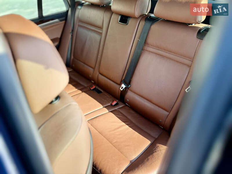 Внедорожник / Кроссовер BMW X5 2011 в Тернополе