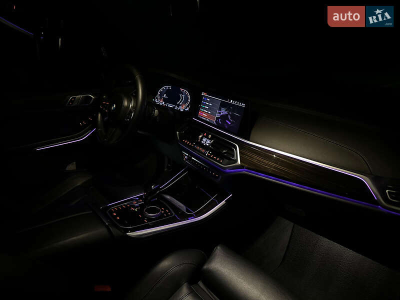 Позашляховик / Кросовер BMW X5 2020 в Луцьку