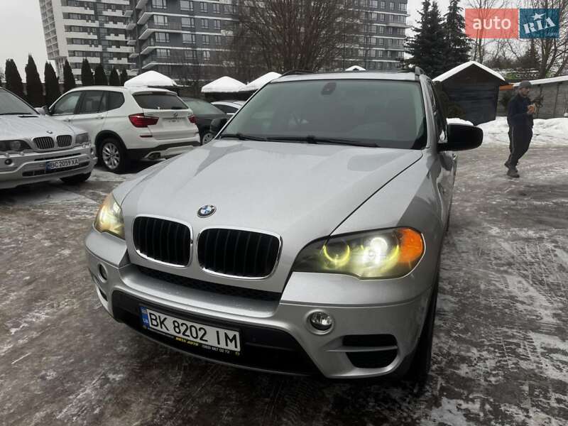Позашляховик / Кросовер BMW X5 2012 в Львові