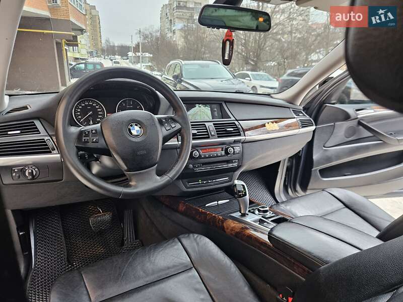 Внедорожник / Кроссовер BMW X5 2011 в Виннице